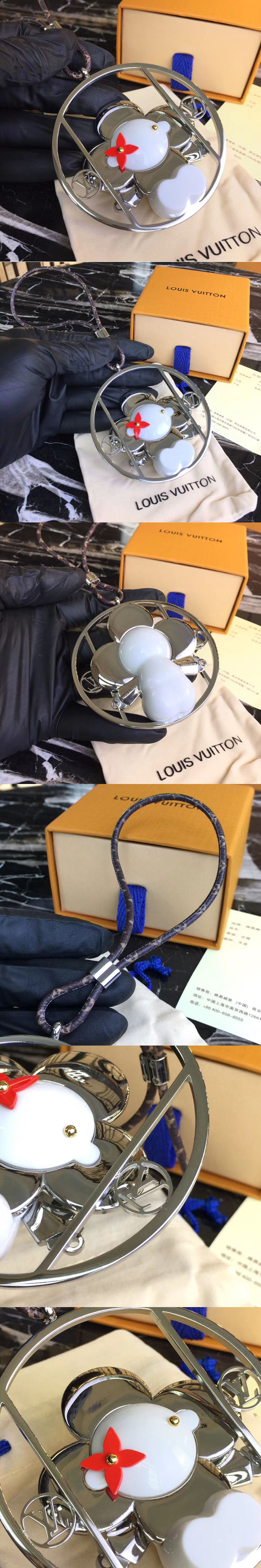 Replica Louis Vuitton GI0303 LV Decoration Vivienne Swing