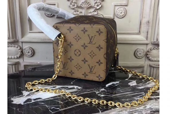 Replica Louis Vuitton M62791 Monogram Canvas Square Chain Small Bags