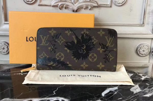 Replica Louis Vuitton M60017 Monogram Canvas Zippy Wallet with Print