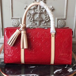 Replica Louis Vuitton M96052 Neo Triangle Monogram Vernis Bags Red