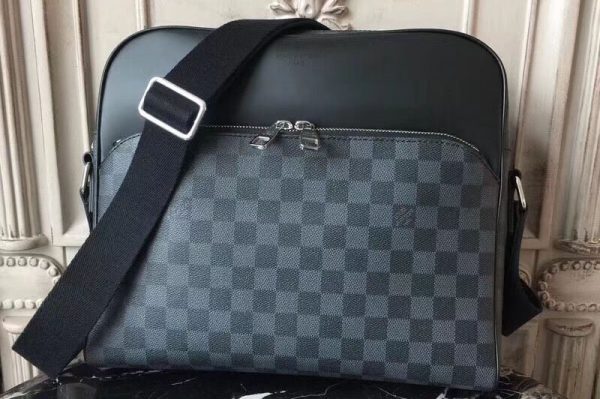 Replica Louis Vuitton N41409 Damier Graphite Canvas Dayton Reporter MM Bags