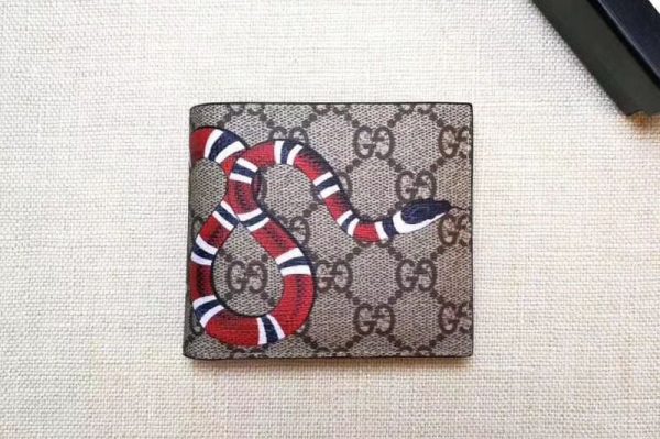 Replica Gucci 451268 Kingsnake print GG Supreme wallet