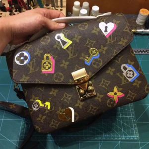 Replica Louis Vuitton M44366 LV Monogram Canvas Pochette Metis Bags