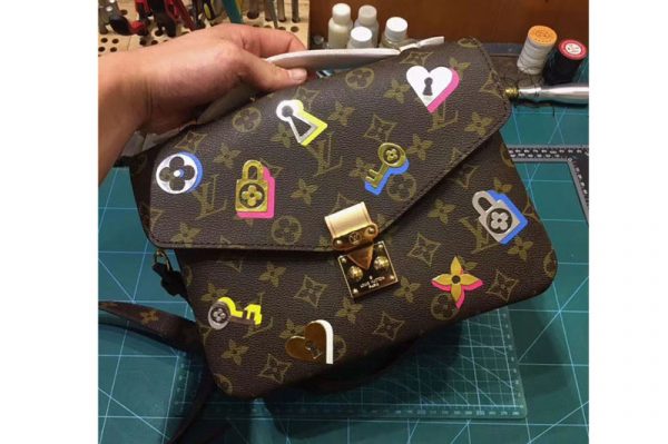 Replica Louis Vuitton M44366 LV Monogram Canvas Pochette Metis Bags