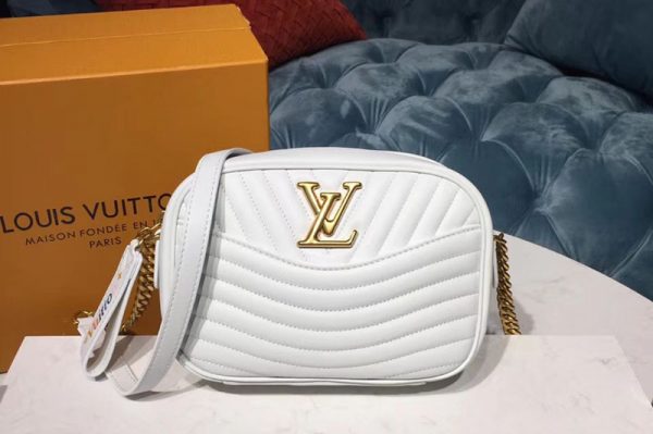 Replica Louis Vuitton M53863 LV New Wave Camera Bag White