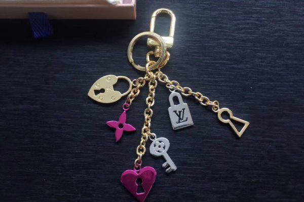 Replica Louis Vuitton M67438 LV Love Lock Heart and Keys Chain Bag Charm and Key Holder