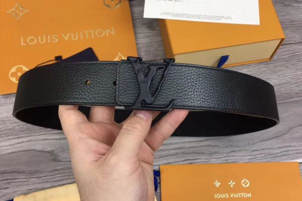 Replica Louis Vuitton M0109T LV Initiales 40mm Reversible Belt Black Taurillon Leather Black Buckle