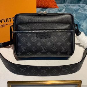 Replica Louis Vuitton M30233 LV Outdoor Messenger Bags Black Monogram canvas and Taiga Leather