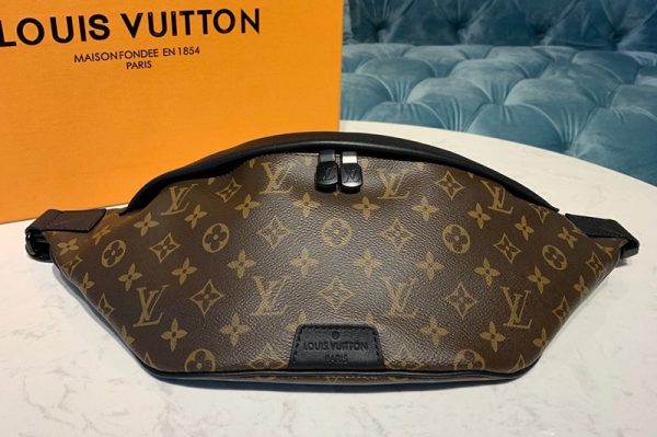 Replica Louis Vuitton M44336 LV Discovery bumbag in Monogram canvas