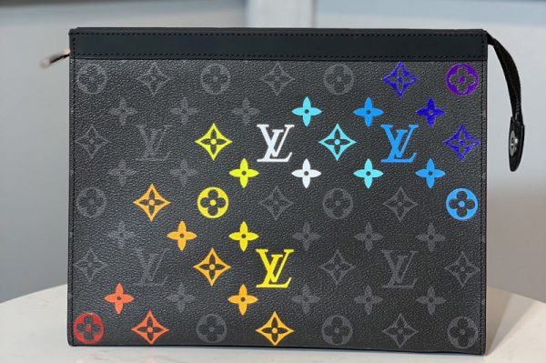 Replica Louis Vuitton M61692 LV Pochette Voyage MM Bags in Monogram Eclipse Canvas