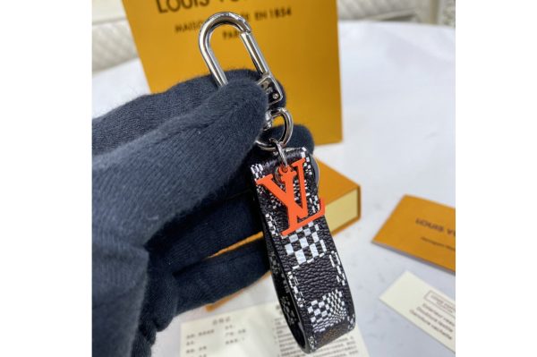 Replica Louis Vuitton MP2923 LV Anagram Distorted Damier bag charm and key holder