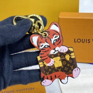 Replica Louis Vuitton M00543 LV Precious Tiger bag charm and key holder