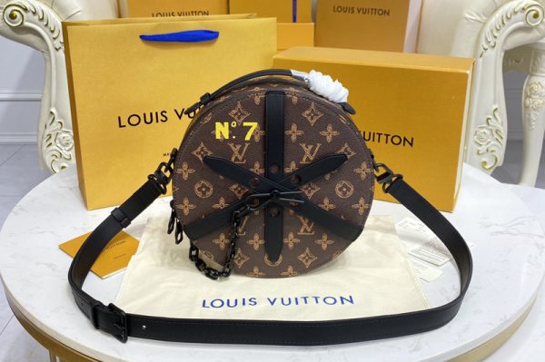 Replica Louis Vuitton M59706 LV Wheel Box in Monogram canvas