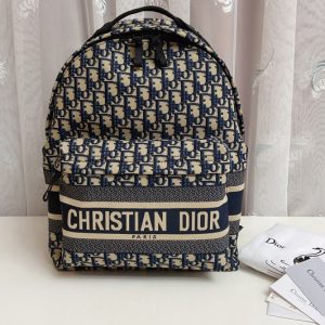 Replica Christian Dior M6104 DiorTravel backpack in Blue Dior Oblique Technical Jacquard