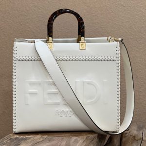 Replica Fendi 8BH386 Medium Sunshine shopper Bag in White leather shopper with decorative stitching