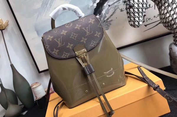 Replica Louis Vuitton M54389 Hot Springs Backpack Patent Leather Vert Bronze Bags