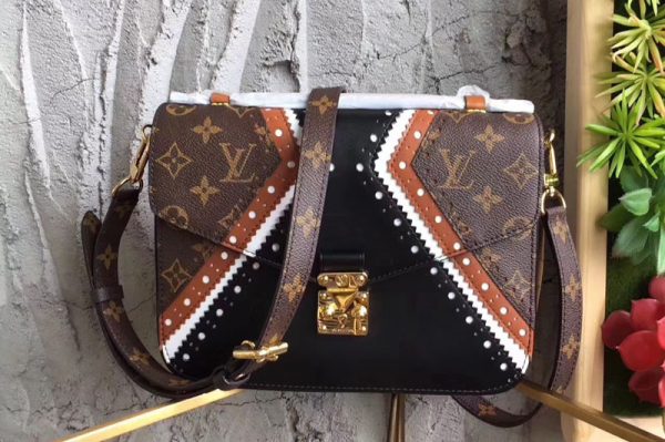 Replica Louis Vuitton M43488 Monogram Canvas Pochette Metis MM Bags