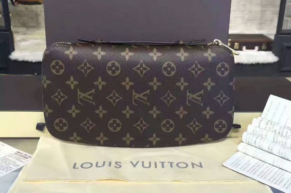 Replica Louis Vuitton M30652 Monogram canvas Atoll Travel Case