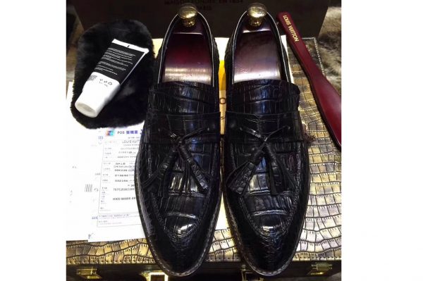 Replica Louis Vuitton Original Crocodile Leather Loafer and Shoes Black