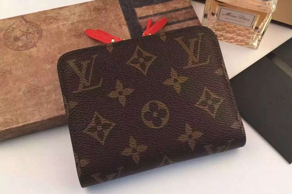 Replica Louis Vuitton M66704 Monogram Canvas Wallets