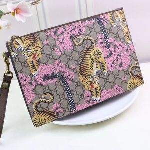 Replica Gucci GG Supreme Pouch Clutch Bag 451473 Bengal Pink