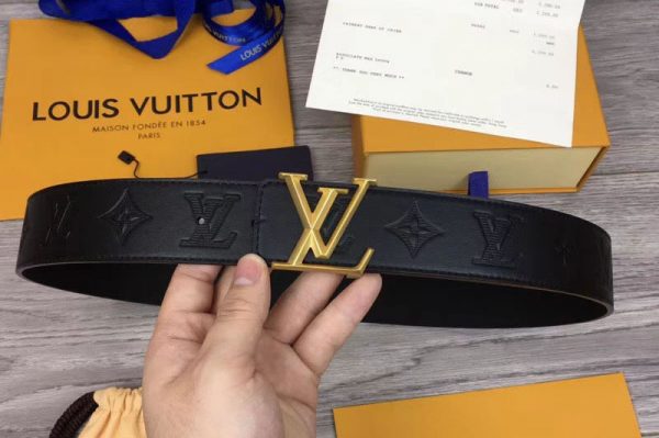 Replica Louis Vuitton M0032U LV Pyramide 40mm Belts Embossed Calf Leather Gold Buckle