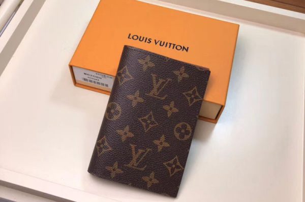 Replica Louis Vuitton M64502 LV Monogram Canvas Passport Cover