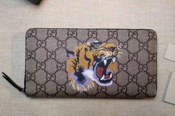 Replica Gucci 451273 Tiger print GG Supreme zip around wallet