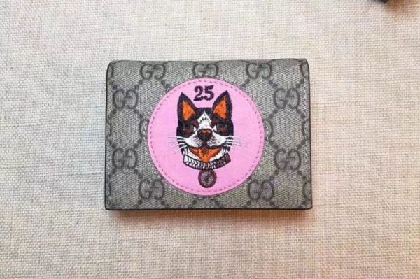 Replica Gucci 506277 GG Supreme card case with Bosco patch Pink