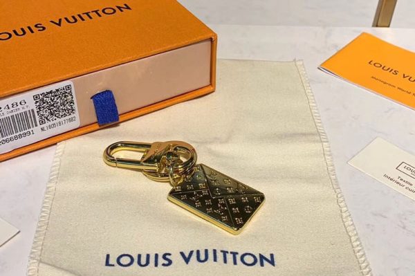 Replica Louis Vuitton M67400 LV Love Note Envelope Bag Charm and Key Holder