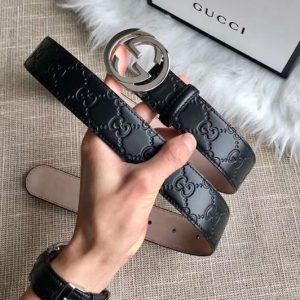 Replica Gucci 409417 35mm Signature leather belt Black Leather Silver G buckle