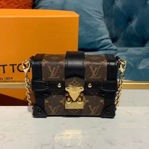 Replica Louis Vuitton M68566 LV Essential Trunk Bags Monogram Canvas