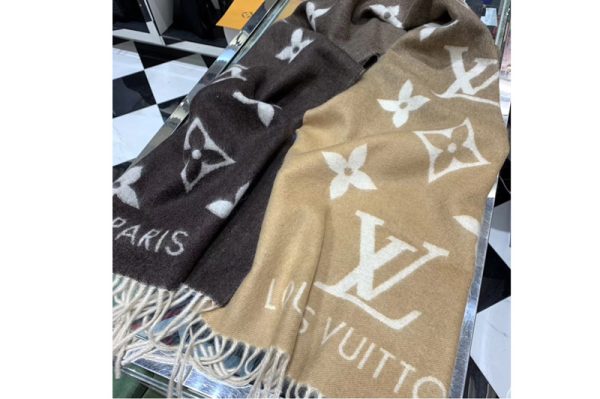 Replica Louis Vuitton M73675 LV Reykjavik Gradient Scarf 100% Cashmere