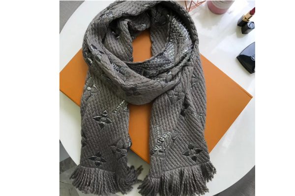 Replica Louis Vuitton M72431 LV Logomania Shine scarf Gray Wool and silk