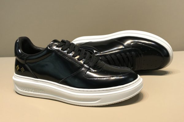 Replica Louis Vuitton 1A46OW LV Beverly Hills Sneaker in Black Glazed calf leather