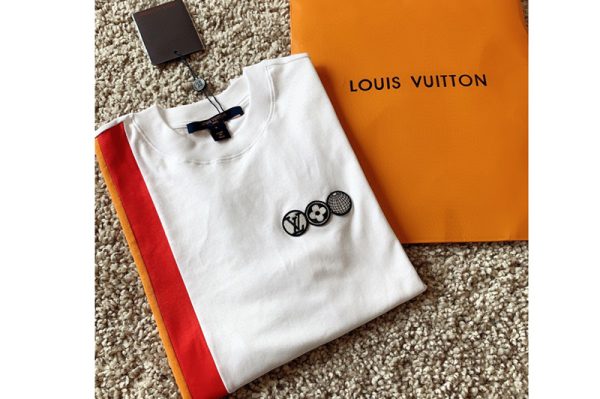 Replica Women Louis Vuitton 1A63DB LV AIRLINE PATCHES T-SHIRT