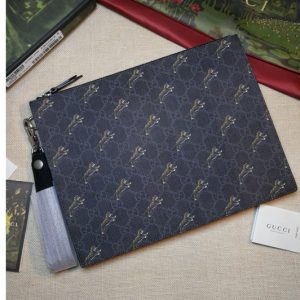 Replica Gucci 575136 Bestiary pouch with Tigger Black and grey GG Supreme canvas