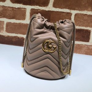 Replica Gucci 575163 GG Marmont mini bucket bag in Dusty pink chevron leather