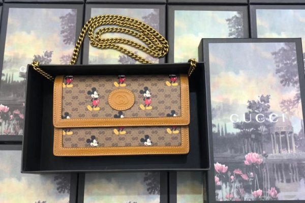 Replica Gucci 602531 Disney x Gucci small Shoulder bag in Beige/ebony mini GG Supreme canvas