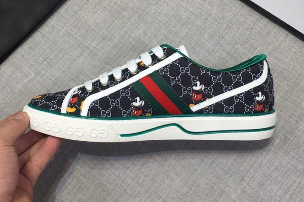 Replica Mens and Womens Gucci 606111 Disney x Gucci Tennis 1977 sneaker with Web in Blue GG Supreme