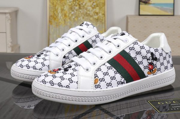 Replica Men's GG Disney x Gucci Ace sneaker Black/White mini GG Supreme canvas with Mickey Mouse print