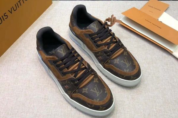 Replica Louis Vuitton 1A5UR4 LV Trainer sneaker in Monogram canvas and suede calf leather