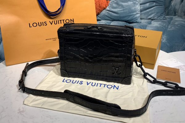 Replica Louis Vuitton N95537 LV Soft Trunk messenger bag in Black Crocodile Leather