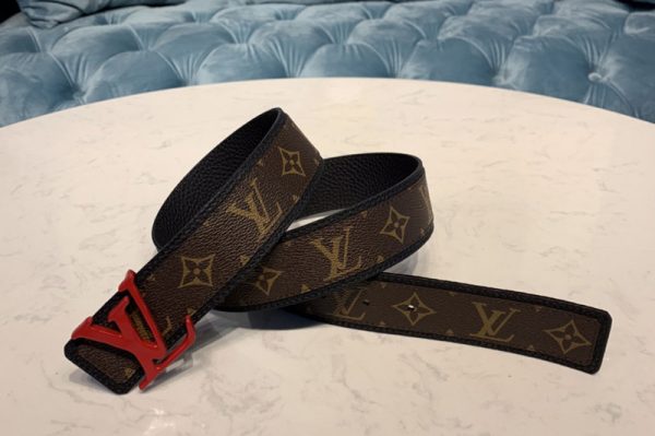 Replica Louis Vuitton MP205V LV Shape Patchwork 40mm belt in Monogram canvas With Red Buckle