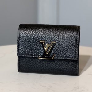 Louis Vuitton Capucines XS Wallet M68587 Black 