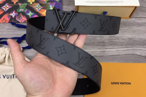 Replica Louis Vuitton M0285V LV Initiales 40mm Reversible belt in Monogram Eclipse Canvas With Black Buckle