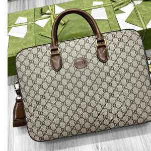 Replica Gucci 674140 Business case with Interlocking G in Beige and ebony GG Supreme canvas