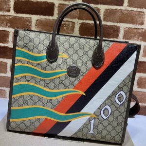 Replica Gucci 674148 Medium tote bag with Interlocking G in Beige and ebony GG Supreme canvas