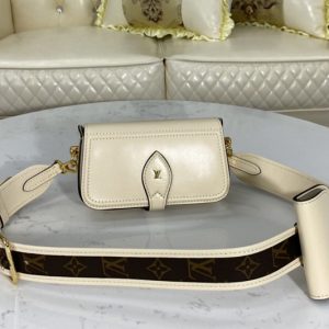 Replica Louis Vuitton M69841 LV Officier pouch in White Cowhide leather