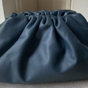 Replica Bottega Veneta 576227 pouch bag Soft oversize clutch in Blue Nappa leather